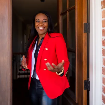 Adrienne McKay-The Basketball Realtor profile photo