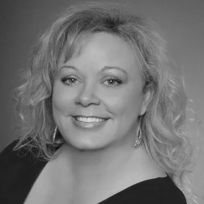 Amanda Real Estate Group logo