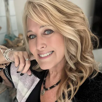 Amy H. Hurst profile photo