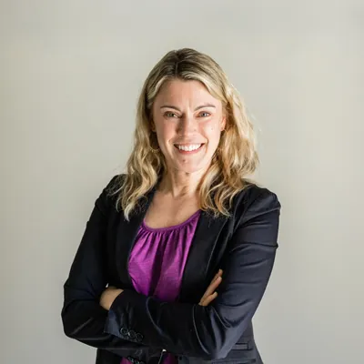 Anne Canosa- Canosa Realty logo