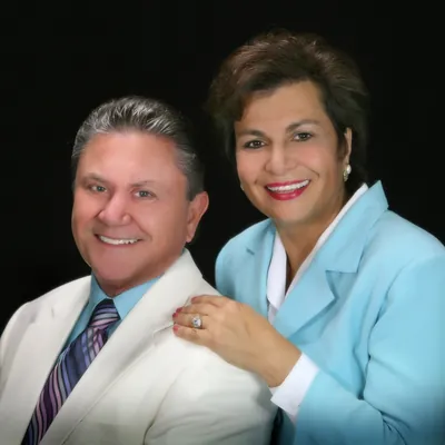 Bay Shore Realty Group logo