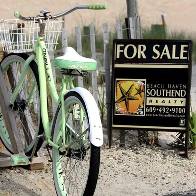 Beach Haven Southend Realty logo
