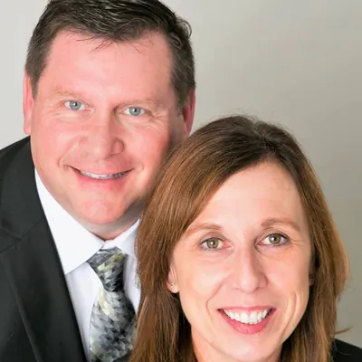 Dave and Jenny Campbell logo