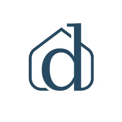 Distinctly Real Estate logo