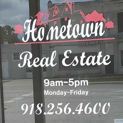 Hometown Real Estate logo