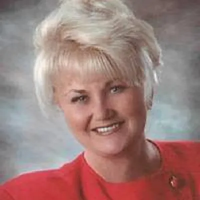 Hometown Realty logo