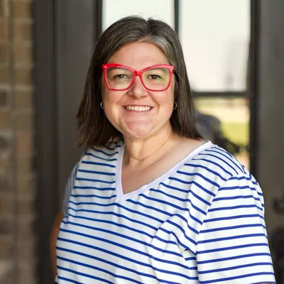 Laura Dobbins profile photo