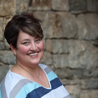 Leslie R. Bell profile photo