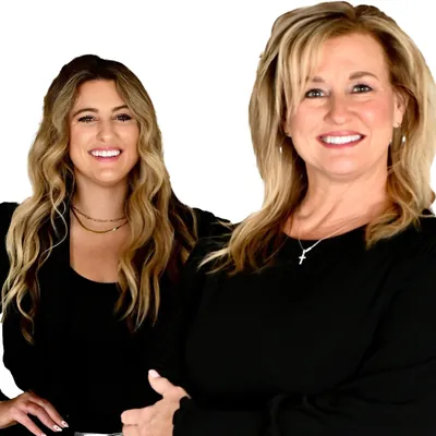 Melinda & Chelsey Hayes logo