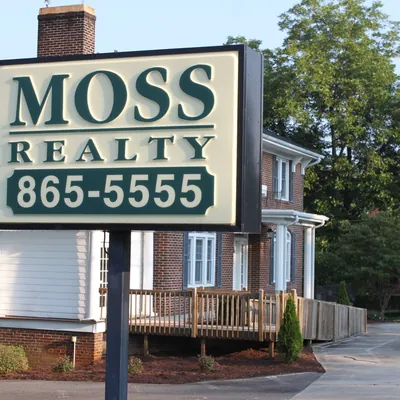 Moss Realty logo