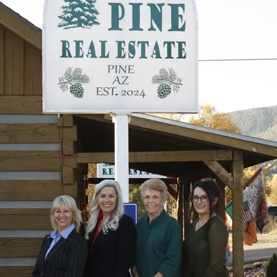 Pine Real Estate logo