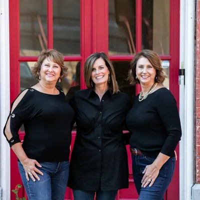 Real Property Sisters logo