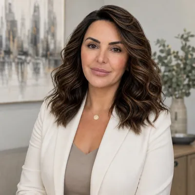 Maria Perez Bilingual profile photo