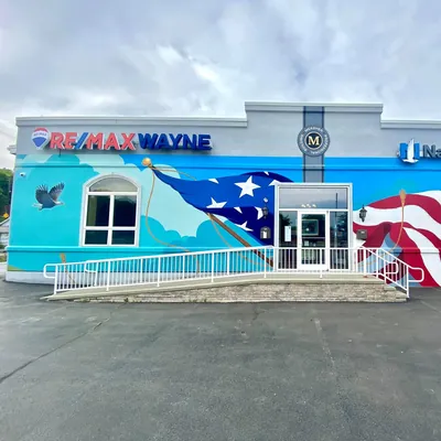 REMAX Wayne logo