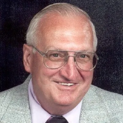 Ringel Real Estate & Auctions logo