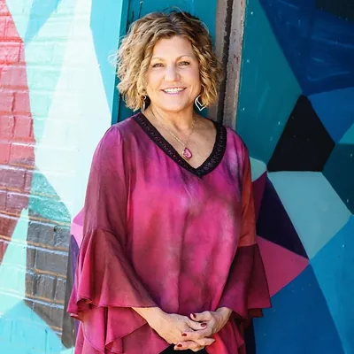 Sandy Sparks profile photo