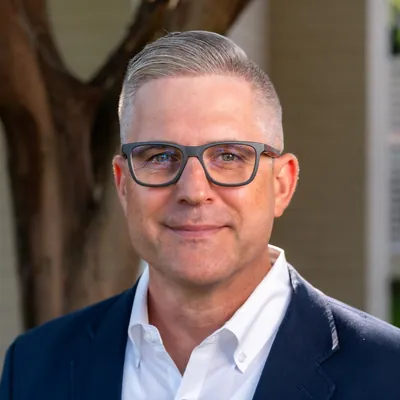 Shannon Hall profile photo