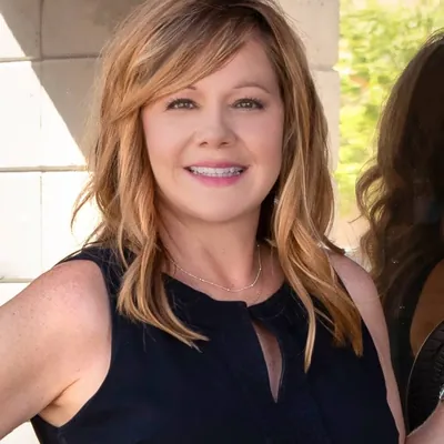 Dennean Dyer profile photo
