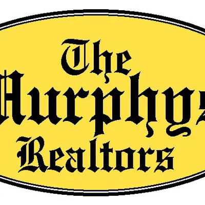 The Murphys Realtors logo