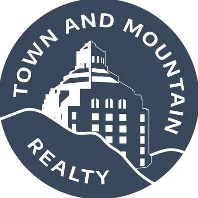 Town and Mountain Realty logo
