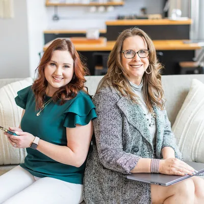 Wendy Kreis & Ashlyne Svoboda logo