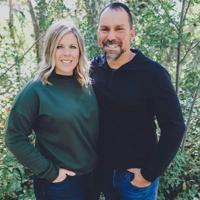 Zack & Terri Medina logo